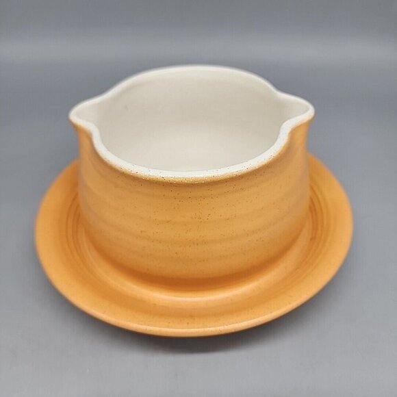 Franciscan USA Orange SIERRA SAND Gravy Boat w/ Attached Underplate - Picture 1 of 4